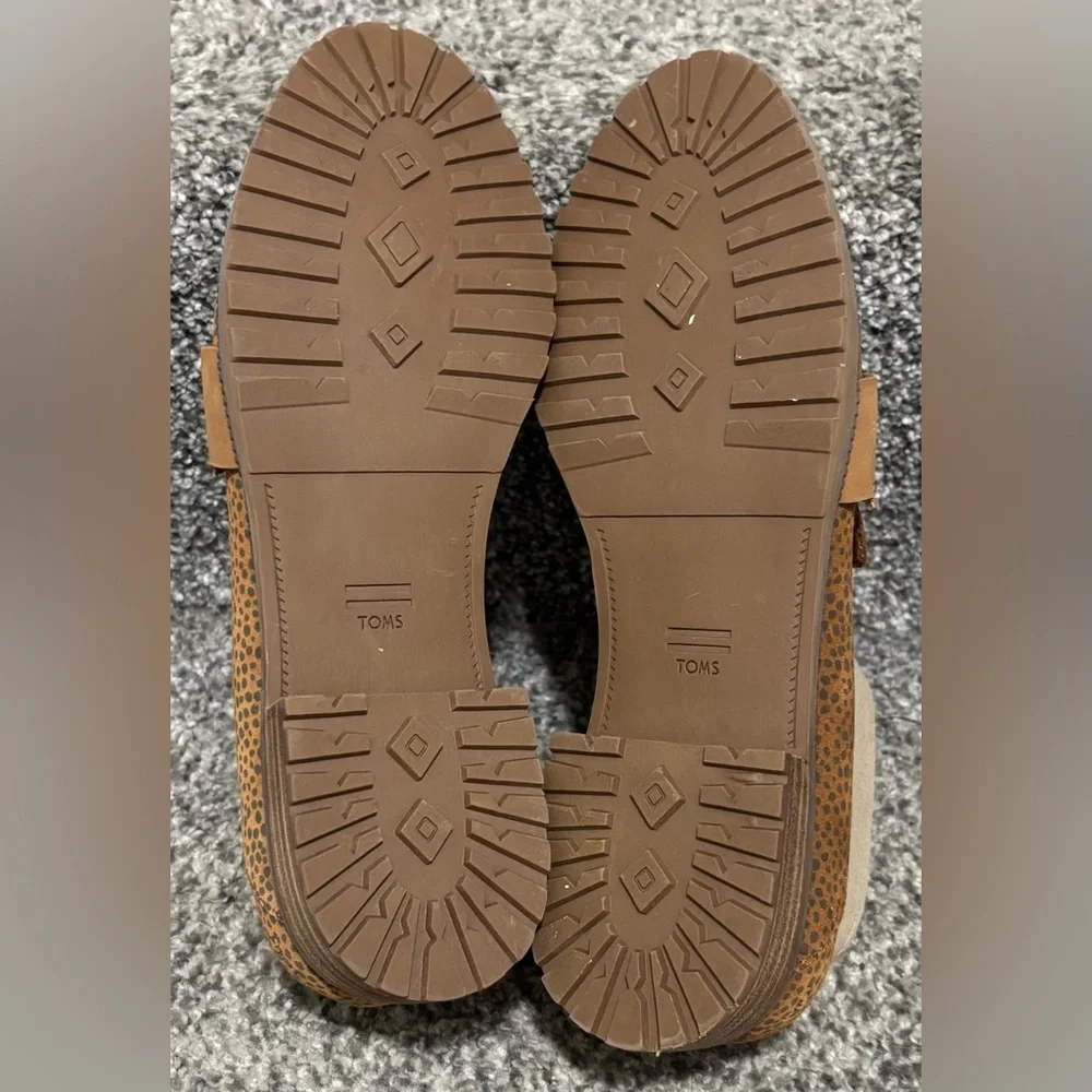 TOMS Mallory Suede Loafers - Picture 10 of 10